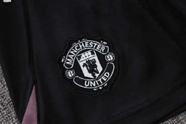 25-26 Manchester United Sleeveless Training Kits Tracksuits Cheap Football Jersey Wholesale Yupoo
