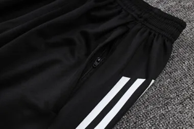 25-26 Manchester United Sleeveless Training Kits Tracksuits Cheap Football Jersey Wholesale Yupoo