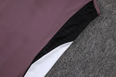 25-26 Manchester United Sleeveless Training Kits Tracksuits Cheap Football Jersey Wholesale Yupoo