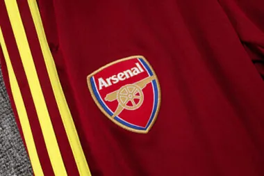 25-26 Kids Arsenal Training Kits Jacket Tracksuits Cheap Football Jersey Wholesale Yupoo