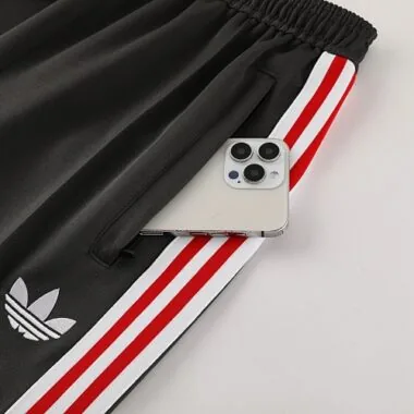 24-25 Manchester United Training Kits Tracksuits Jacket Cheap Football Jersey Wholesale Yupoo