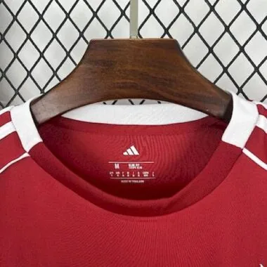 25-26 Liverpool Home Kit Football T-Shirt Cheap Football Jersey Wholesale Yupoo