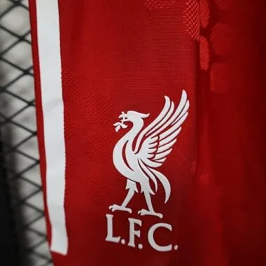 25-26 Players Liverpool Home Shorts Cheap Football Jersey Wholesale Yupoo