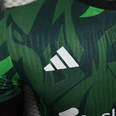 25-26 Players Liverpool Green Special Edition Kit Cheap Football Jersey Wholesale Yupoo