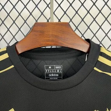 25-26 Liverpool Black & Golden Special Edition Kit S-2XL Cheap Football Jersey Wholesale Yupoo