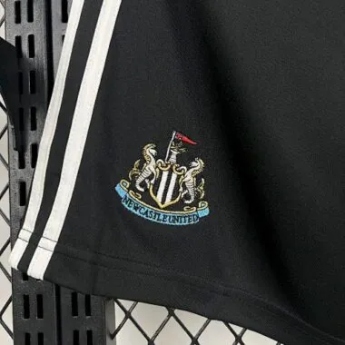 25-26 Newcastle Home Shorts Cheap Football Jersey Wholesale Yupoo