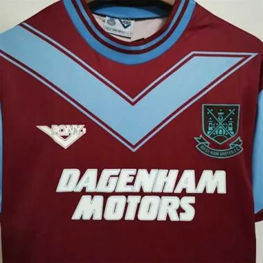 93-95 West ham home with patch and fonts