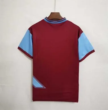 93-95 West ham home with patch and fonts