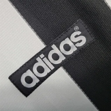 95-97 Newcastle thuisshirt met lange mouwen
