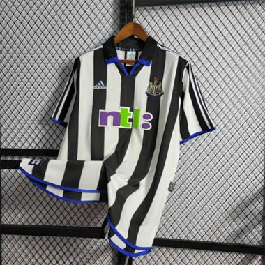 00-01 Newcastle home