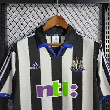 00-01 Newcastle home