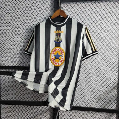 97-99 Newcastle in casa