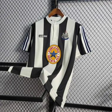 97-99 Newcastle in casa