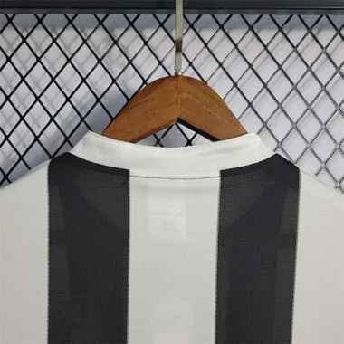 97-99 Newcastle in casa