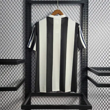 97-99 Newcastle in casa