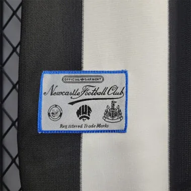 97-99 Newcastle in casa