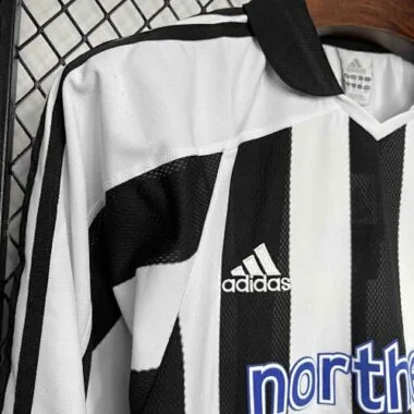 03-05 Newcastle United Home Retro Long Sleeve Kit