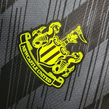 23–24 Newcastle Trainingsanzug, Größe S–XXL