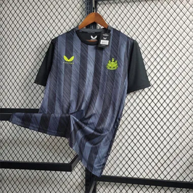 23–24 Newcastle Trainingsanzug, Größe S–XXL