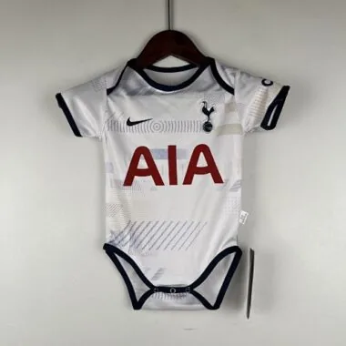 23-24 Tottenham baby home size 9-12 best soccer jersey