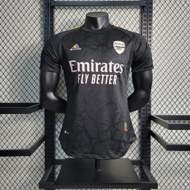 23-24 Arsenal co-branded player version