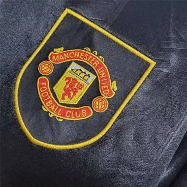 93-95 Manchester United away