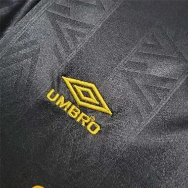 93-95 Manchester United away