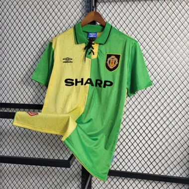 92-94 Manchester United away