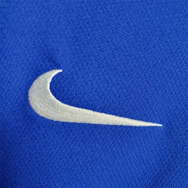 08-09 Manchester United away
