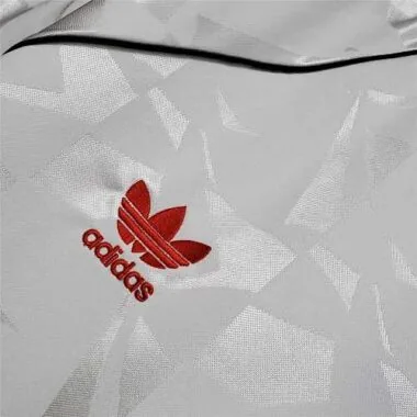 90-91 Manchester United away