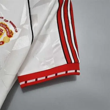 90-91 Manchester United away