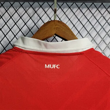 10-11 Manchester United home