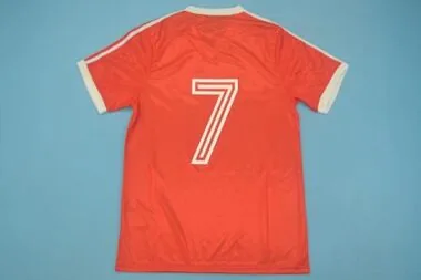 1979 Nottingham Forest, local, rojo