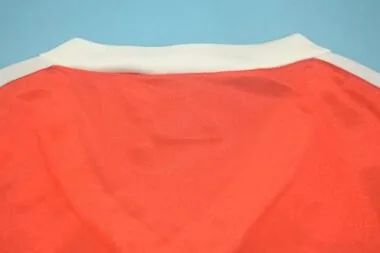 1979 Nottingham Forest, local, rojo