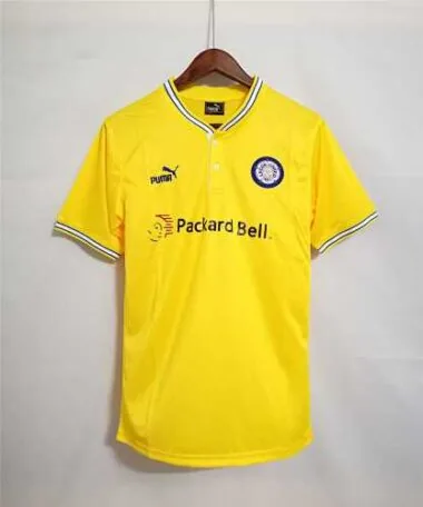 2000 Leeds United away