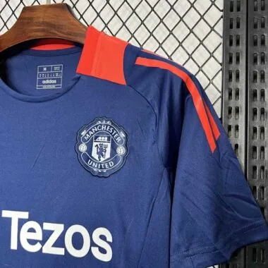 24-25 Manchester United Navy Training Kit