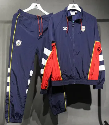 24-25 Arsenal Retro Style Windbreaker Jackets Yupoo