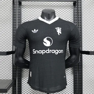 24-25 Manchester United Goalkeeper Black Player Version Soccer Jerseys Yupoo