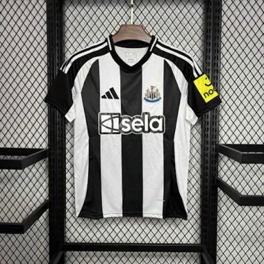 24-25 Newcastle United Home Kit