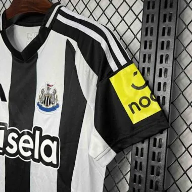 24-25 Newcastle United Home Kit