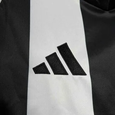 24-25 Newcastle United Home Kit