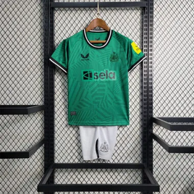 2023/24 kids Newcastle away size