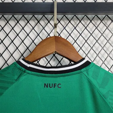 2023/24 kids Newcastle away size
