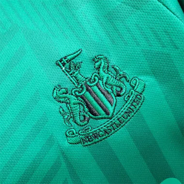 2023/24 kids Newcastle away size