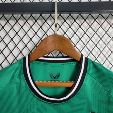 2023/24 kids Newcastle away size