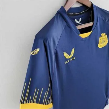 22-23 Newcastle third away