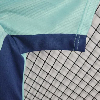 22-23 Newcastle pre-match training suit