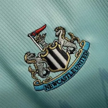 22-23 Newcastle pre-match training suit
