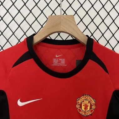 02-04 Manchester United Home Retro Kid Kits Youth Apparels