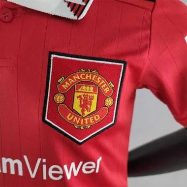 2022/23 Manchester United home kids kit